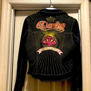 Dere’on House of Dere’on another Beyoncé creation Matching denim outfit.